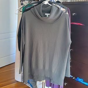 Susina cowl neck tunic sweater hi-low hem pm large